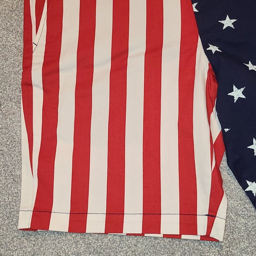 Fourth of July shorts! Club Room men's - Picture 7 of 16